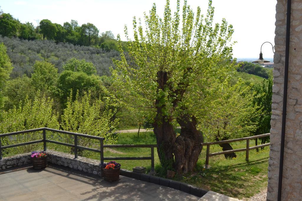 Casale La Rocchetta Bed and Breakfast Lonigo Buitenkant foto